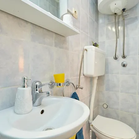 Sunny Charming Apartament *